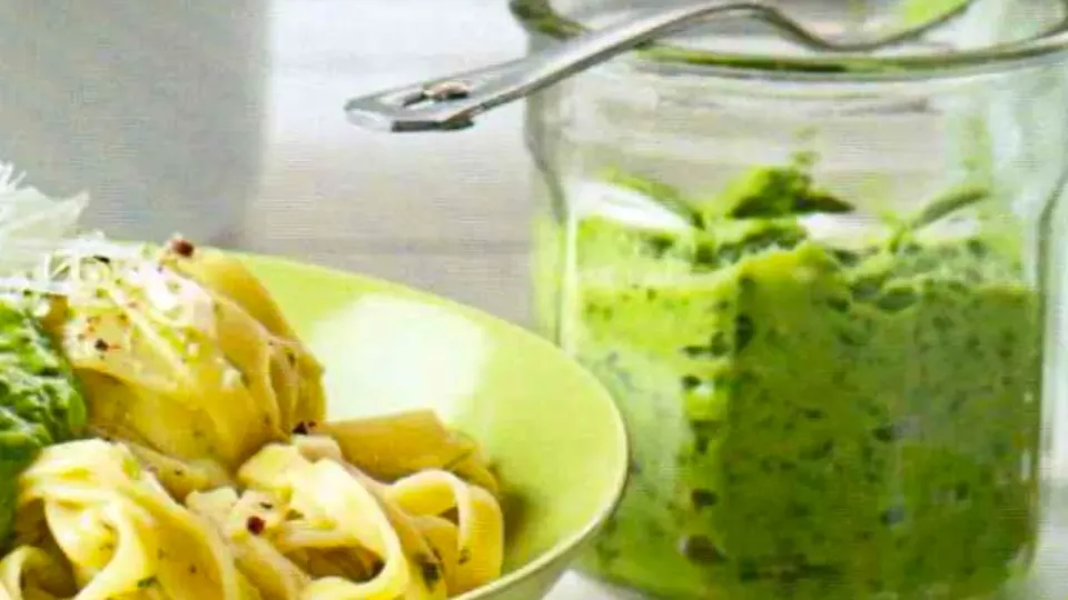 Avocado-Pesto