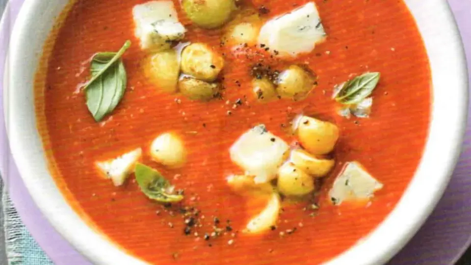 Gorgonzola-Tomatensuppe